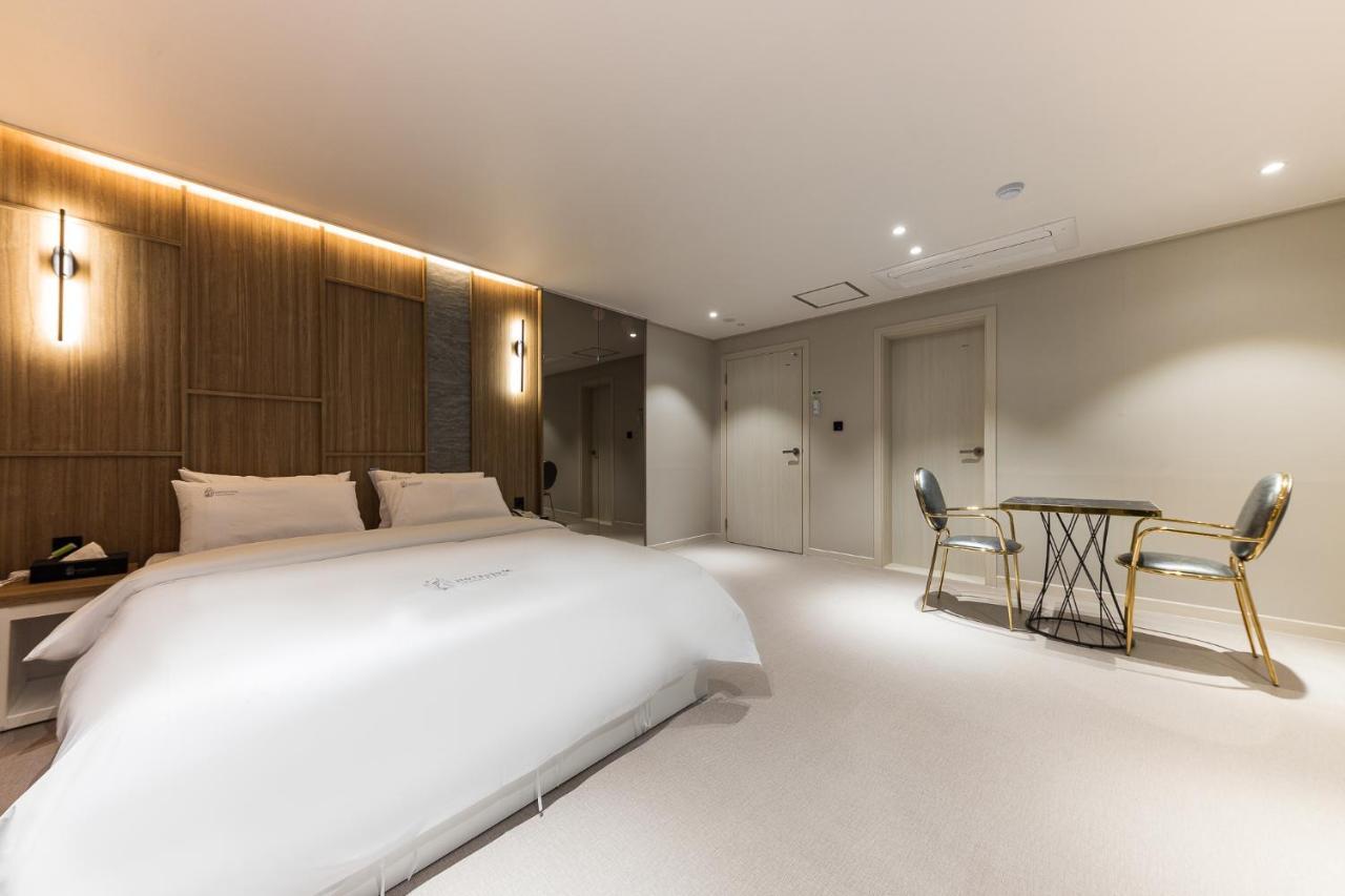 Hotel Lium Cheonan Exterior photo