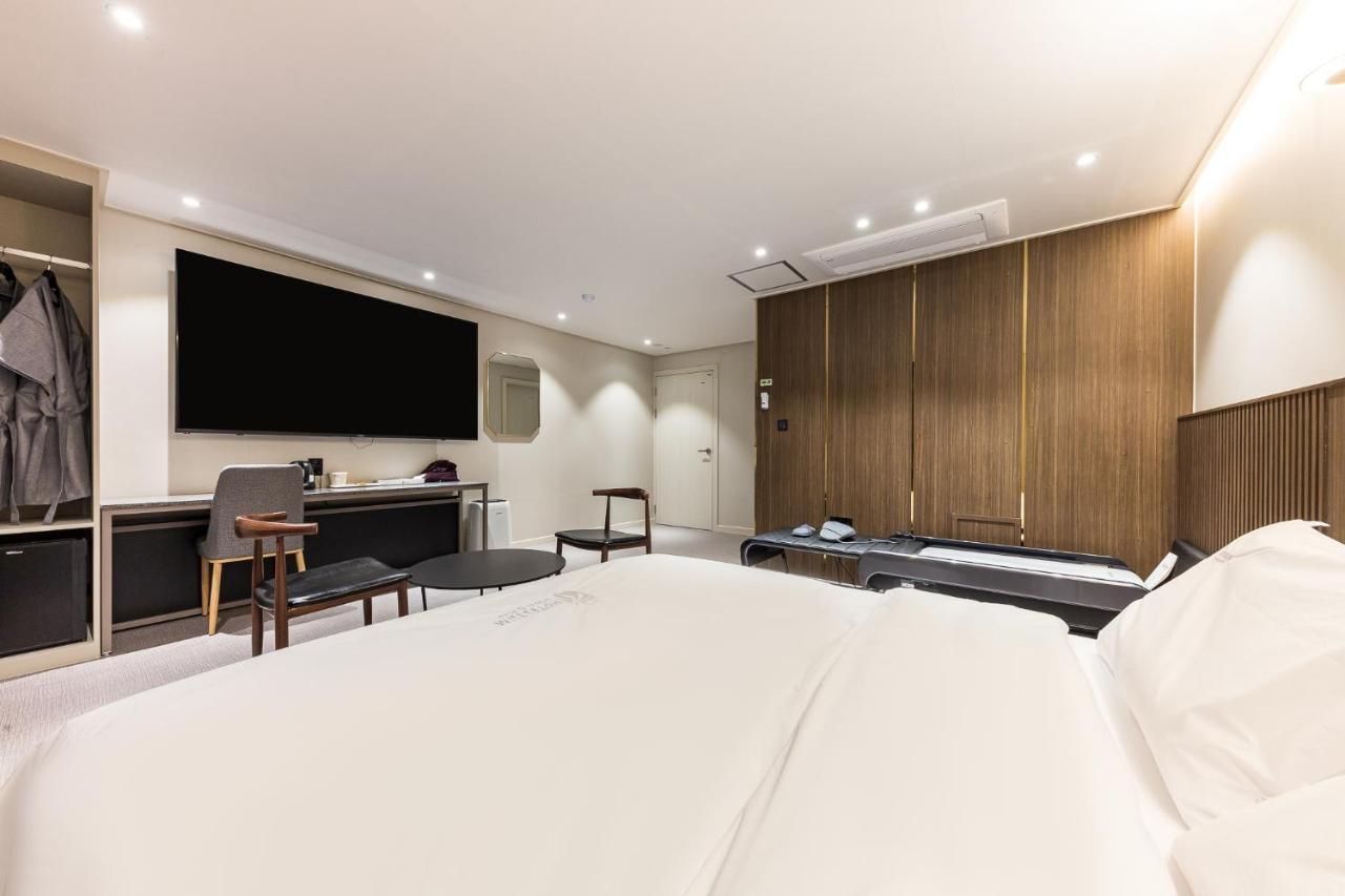 Hotel Lium Cheonan Exterior photo
