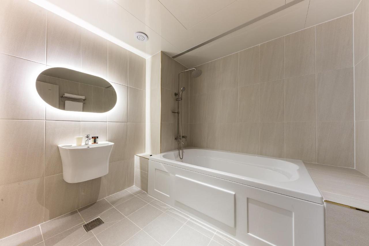 Hotel Lium Cheonan Exterior photo